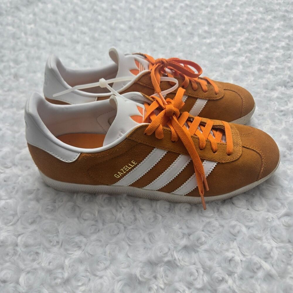 adidas Gazelle Mens Size 10.5 Orange Sneakers suede Style code IG2091 upper - Picture 5 of 9